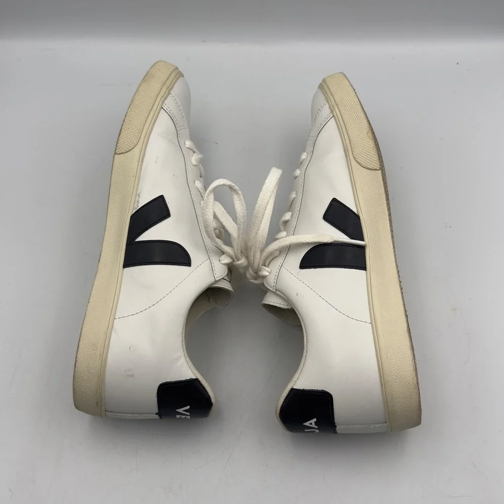 Veja Esplar White Navy Leather Low Top Sneakers 2023 Size US 9 Womens Casual